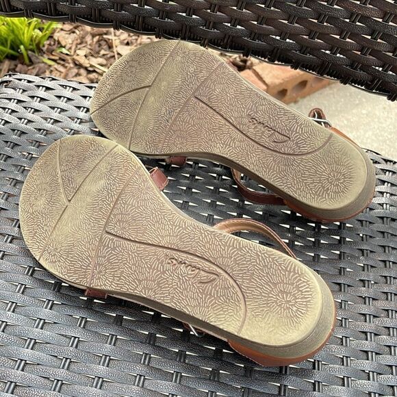 Clark’s Women’s Qwin Adonia Gladiator Brown Sandal - 7 - Great Condition - Picture 12 of 12
